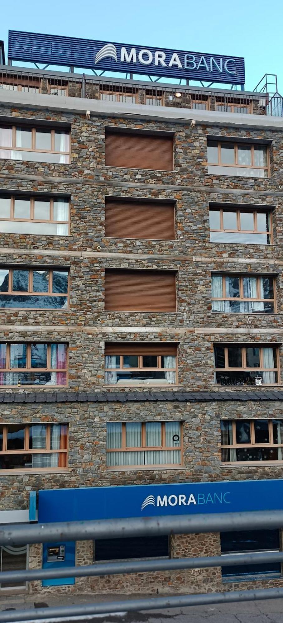 A Pie De Pistas Con Parking Privado Apartament El Pas de la Casa